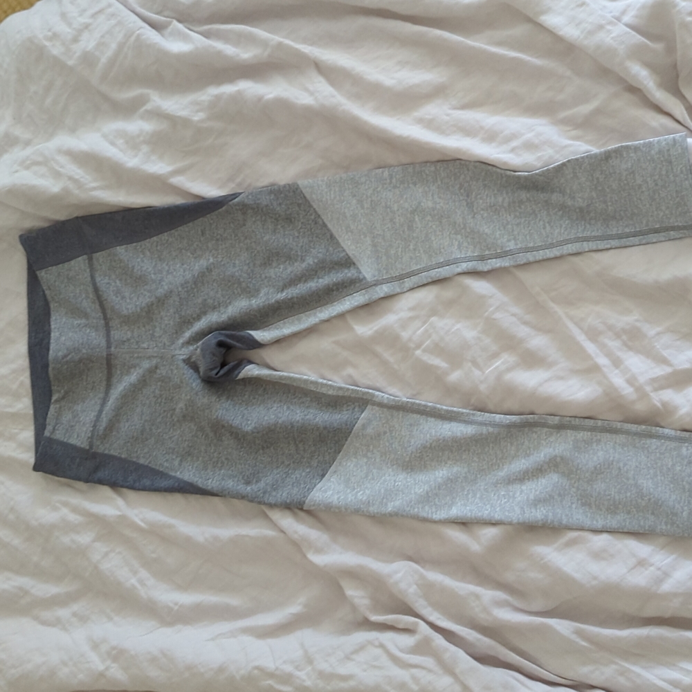 Outdoor Voices 7/8 Tri-Tone Warmup Legging NWT sz M